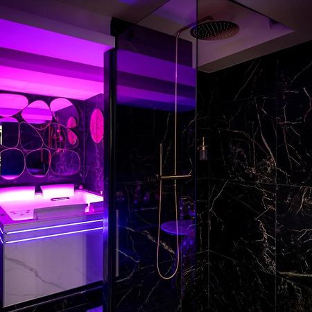Love Room “La Nuit De Reve” Centre Historique بيربينيو المظهر الخارجي الصورة