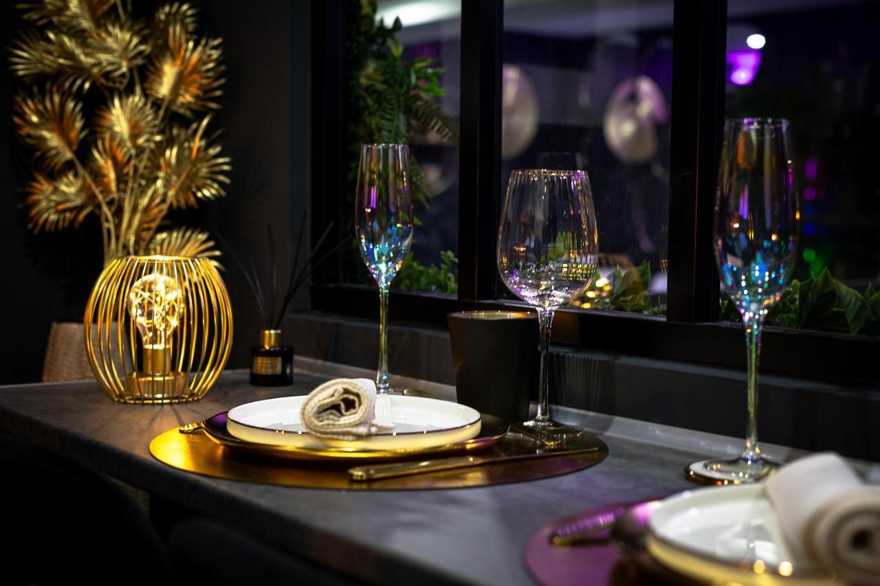 Love Room “La Nuit De Reve” Centre Historique بيربينيو المظهر الخارجي الصورة
