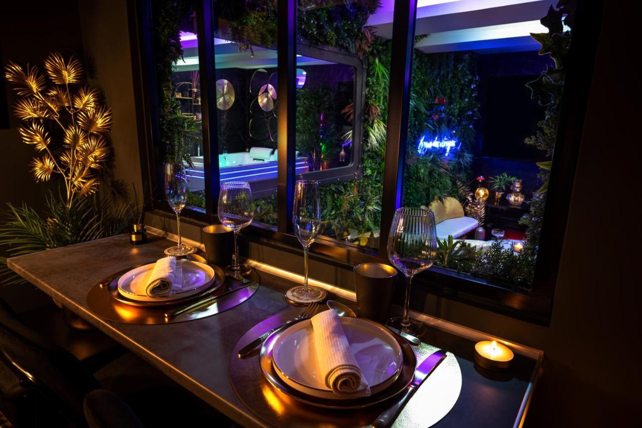 Love Room “La Nuit De Reve” Centre Historique بيربينيو المظهر الخارجي الصورة